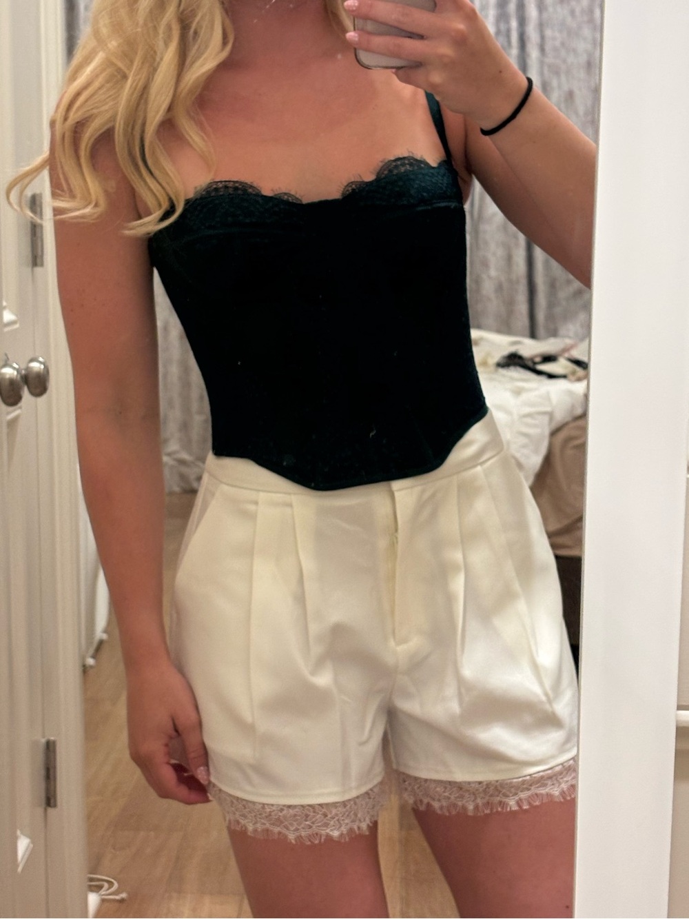 BRAND IS MISGUIDED Green Lace-Trim Corset Top with Cream Lace-Trim Shorts